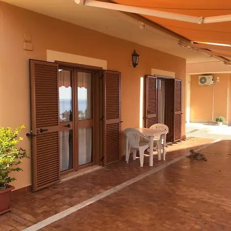 Villa Casa Degli Oleandri Paola Exterior foto