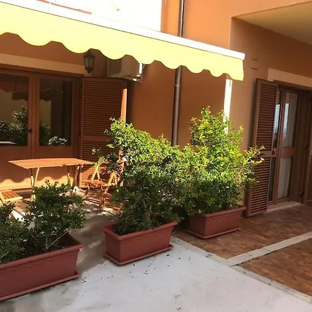 Villa Casa Degli Oleandri Paola Exterior foto